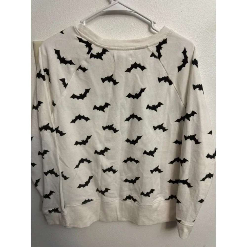 Grayson Threads Kids LG White Bat Print Sweatshirt Halloween Pullover Crew (G)